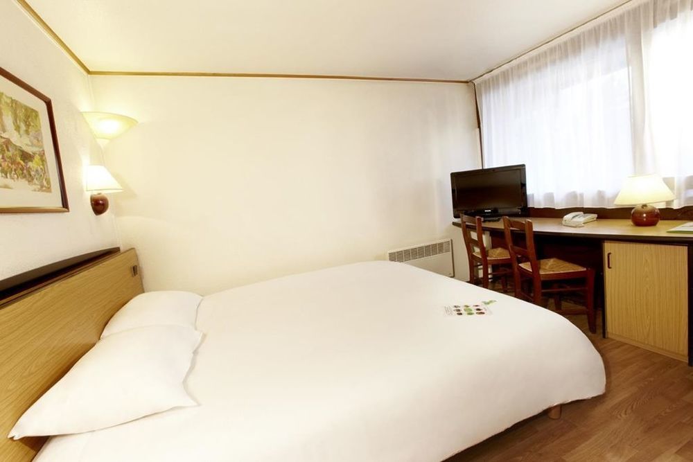 Campanile Le Mans - Arnage Hotel Værelse billede